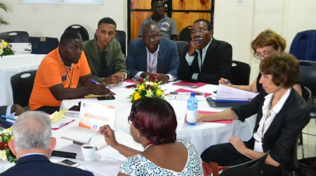 Taller sobre migración en Puerto Príncipe, el 15 de marzo pasado (foto cortesía OBMEC)